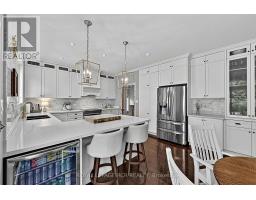 Dining room - 98 Greenforest Grove, Whitchurch Stouffville, ON L4A1S7 Photo 8