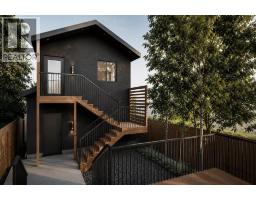 724 18 Avenue NW - photo 4