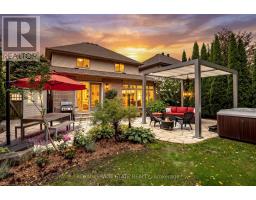 667 Sandcherry Drive, Burlington, ON L7T4L4 Photo 43