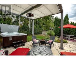 667 Sandcherry Drive, Burlington, ON L7T4L4 Photo 45