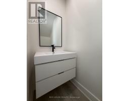 234 Ellis Avenue, St  Catharines, ON L2P0H2 Photo 8
