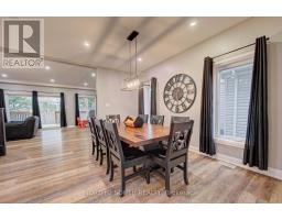 Foyer - 11 Oldham Avenue, Brant, ON N3L0G6 Photo 10