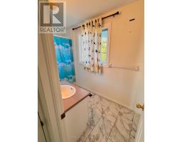 1 Golden Terrace Court, Kitchener, ON N2N3L2 Photo 17