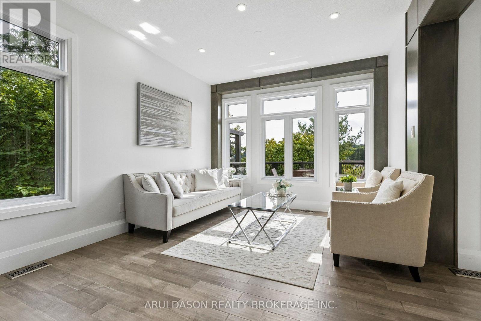 827 Grey Alder photo 5