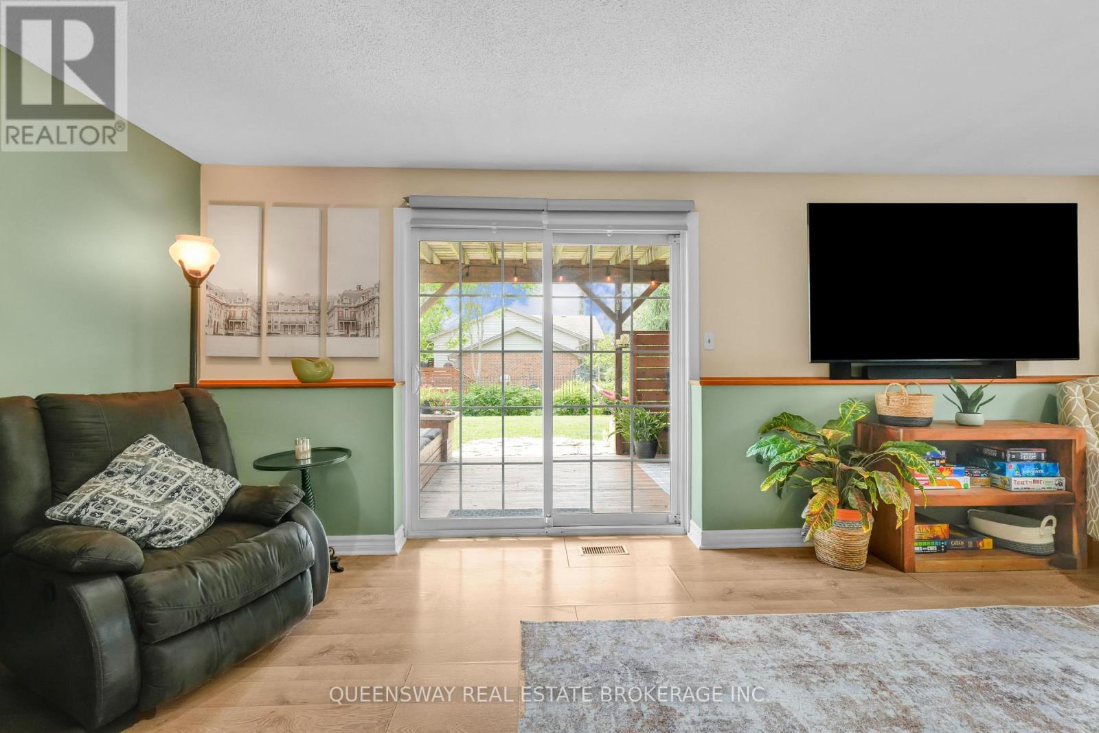 46 GREENWICH DRIVE - Image 29