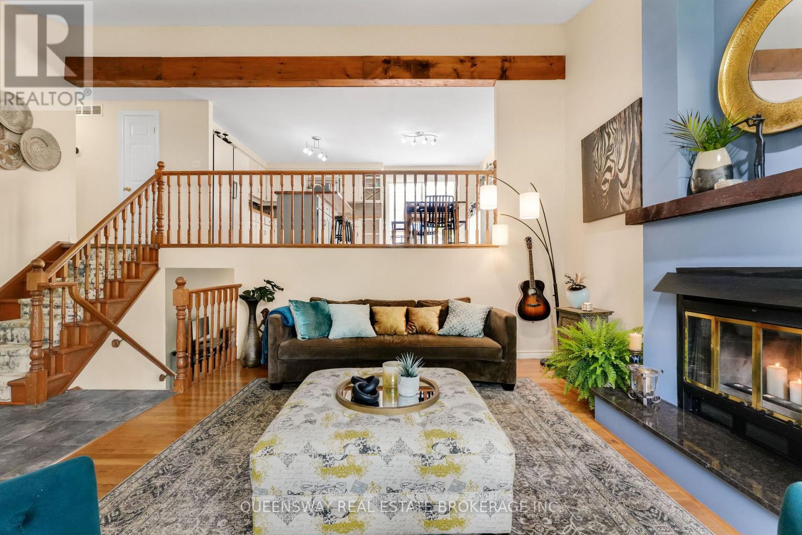 46 GREENWICH DRIVE - 9