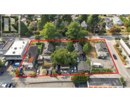 452 Rousseau Street, New Westminster, BC V3L3R3 Photo 12
