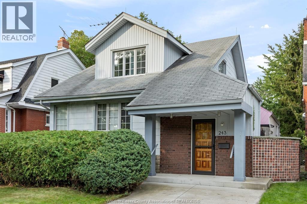 243 ESDRAS PLACE - 2