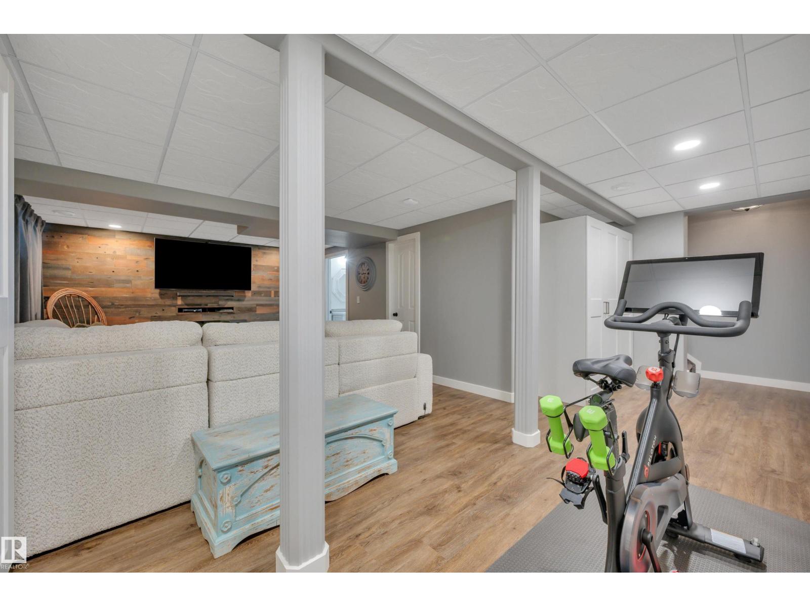 293 FOXBORO CR - Image 36