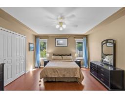 9252 206 Street, Langley, BC V1M2W8 Photo 12