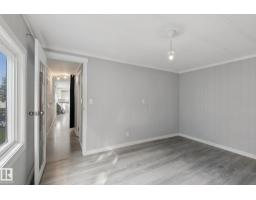 61 West View Bv Nw, Edmonton, AB T5S1T5 Photo 52