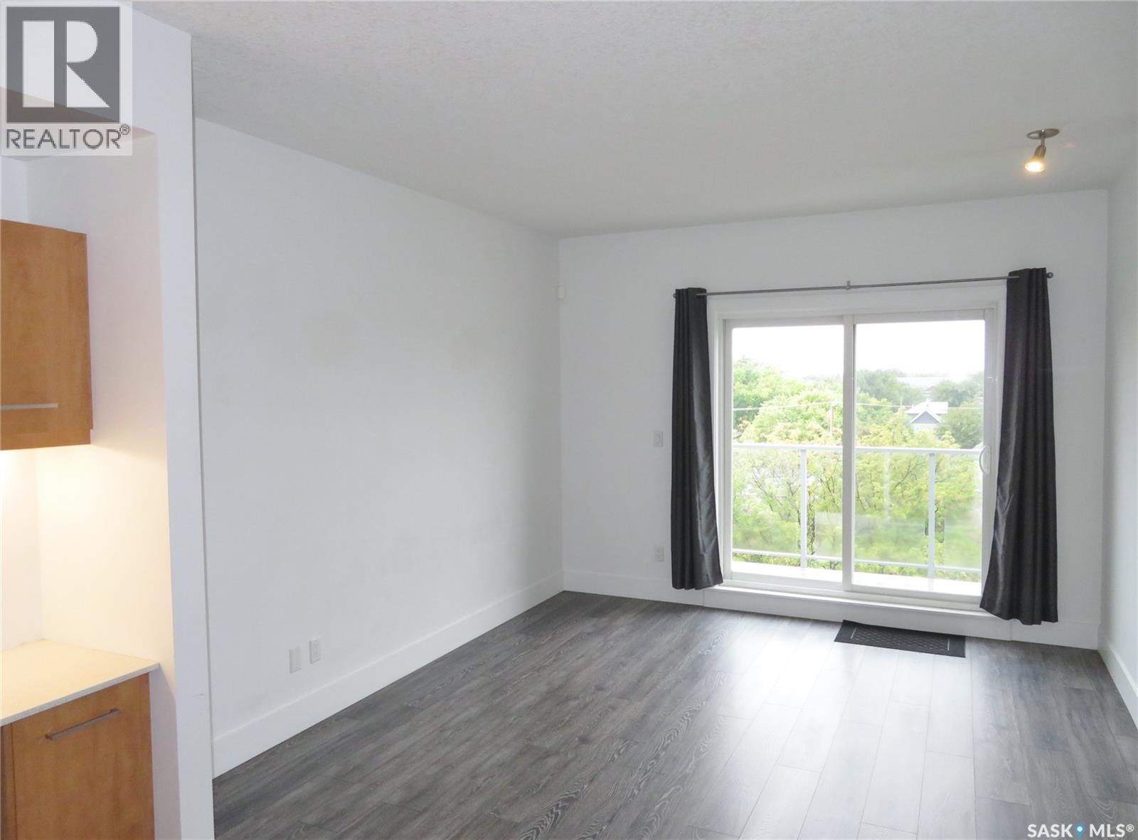 404 404 C AVENUE S, Saskatoon — photo 4