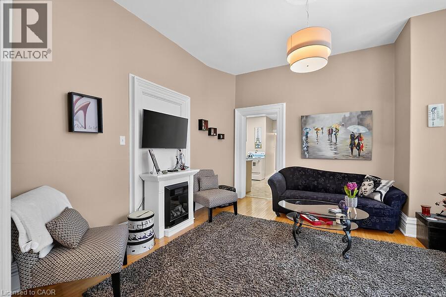 91 MAIN Street E, Grimsby — photo 10