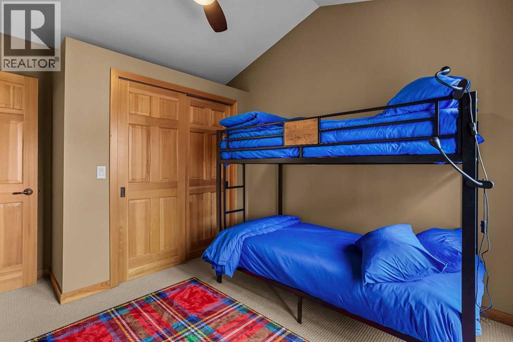 #2 722 3rd Street - 35