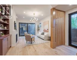 Bedroom - 112 7 Avenue Nw, Calgary, AB T2M0A2 Photo 17