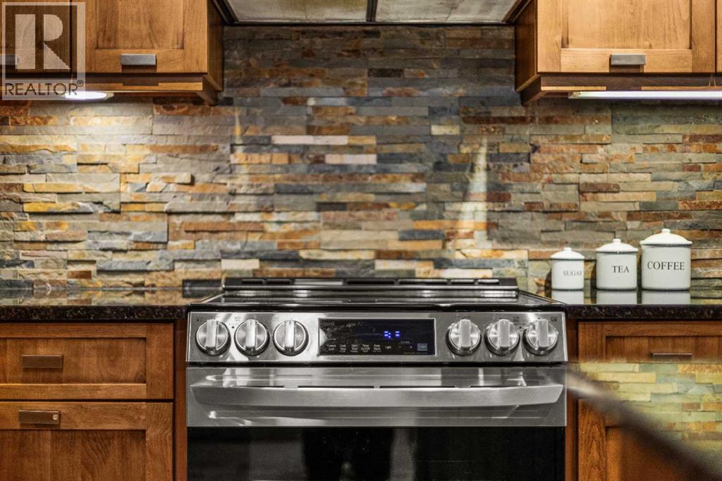 #218 106 Stewart Creek Landing - Image 9