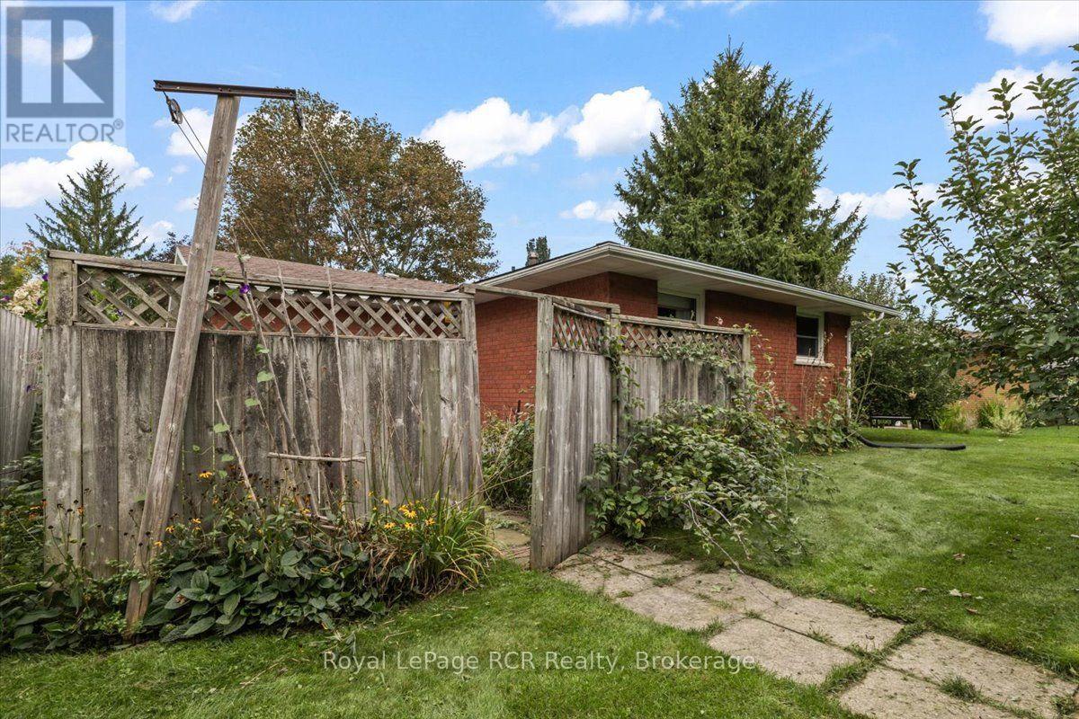 527 2ND A STREET - 27