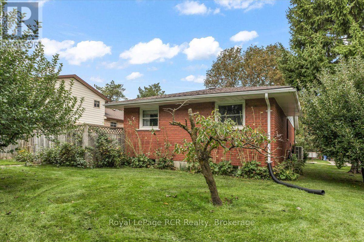527 2ND A STREET - Image 28