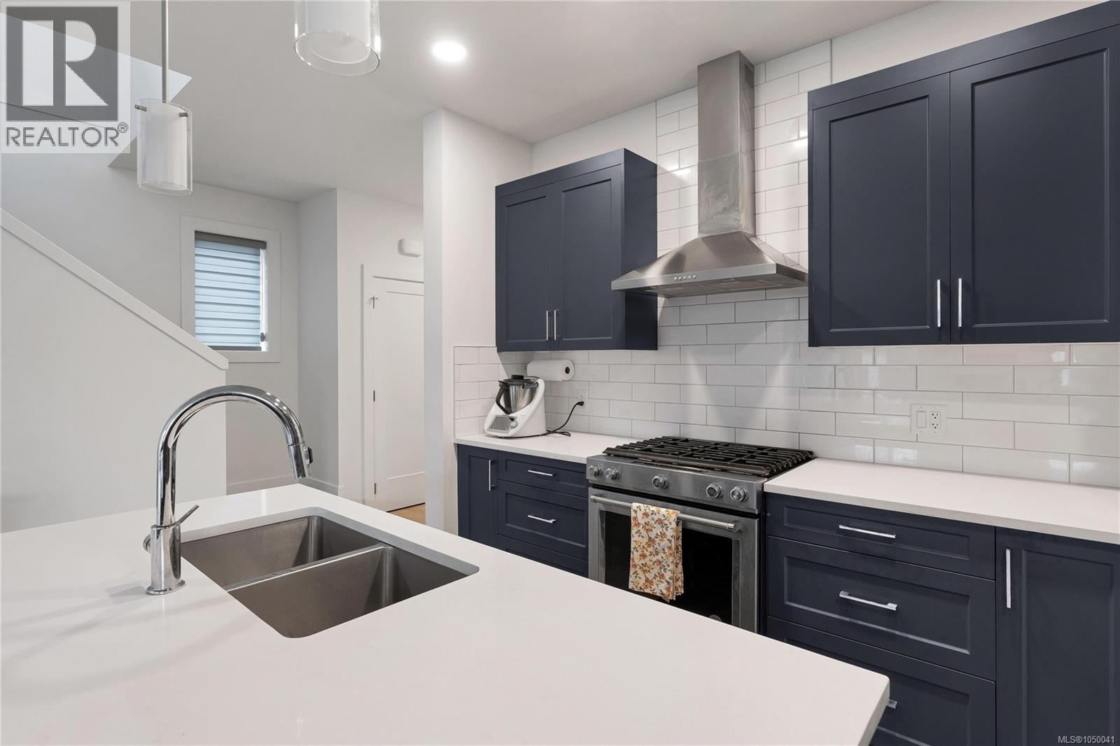 3419 Ryder Hesjedal Way - Image 16