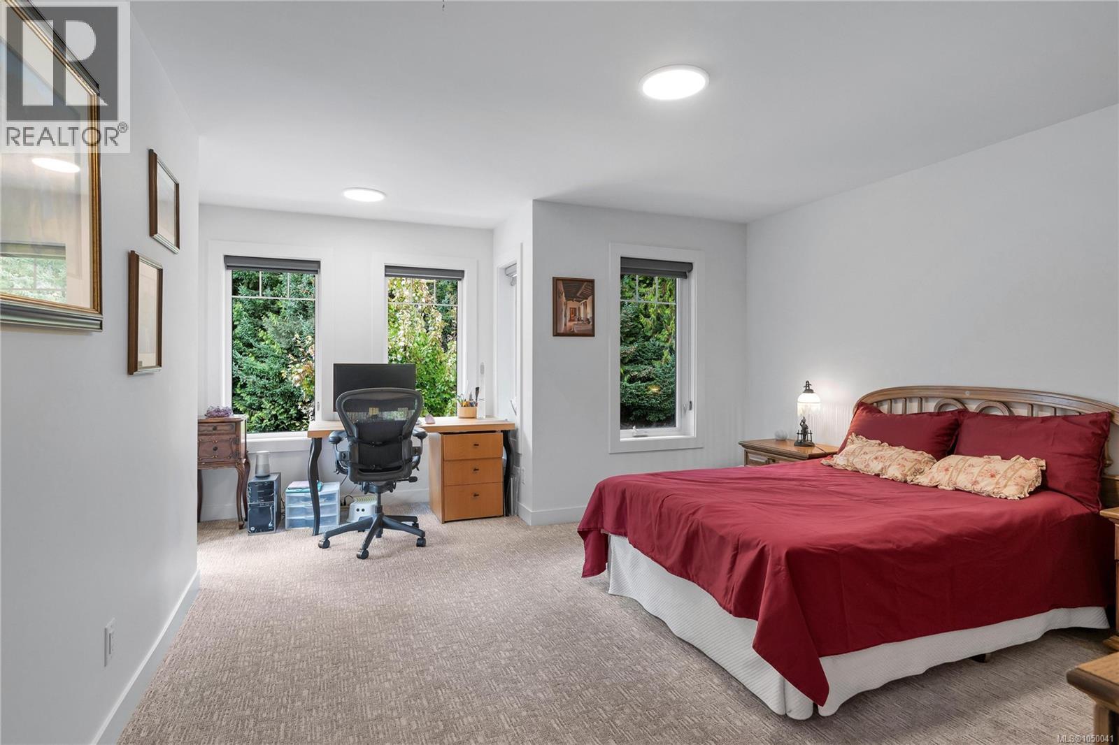 3419 Ryder Hesjedal Way - 29