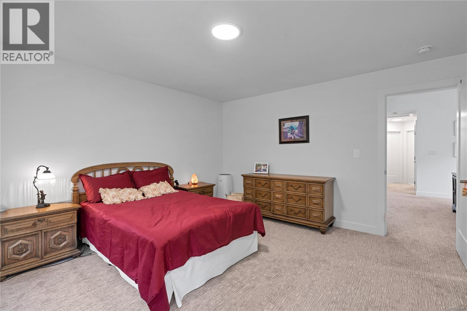 3419 Ryder Hesjedal Way - Image 34
