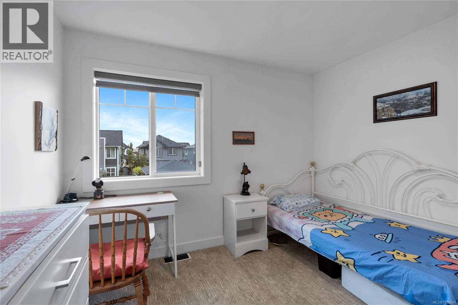 3419 Ryder Hesjedal Way - Image 37