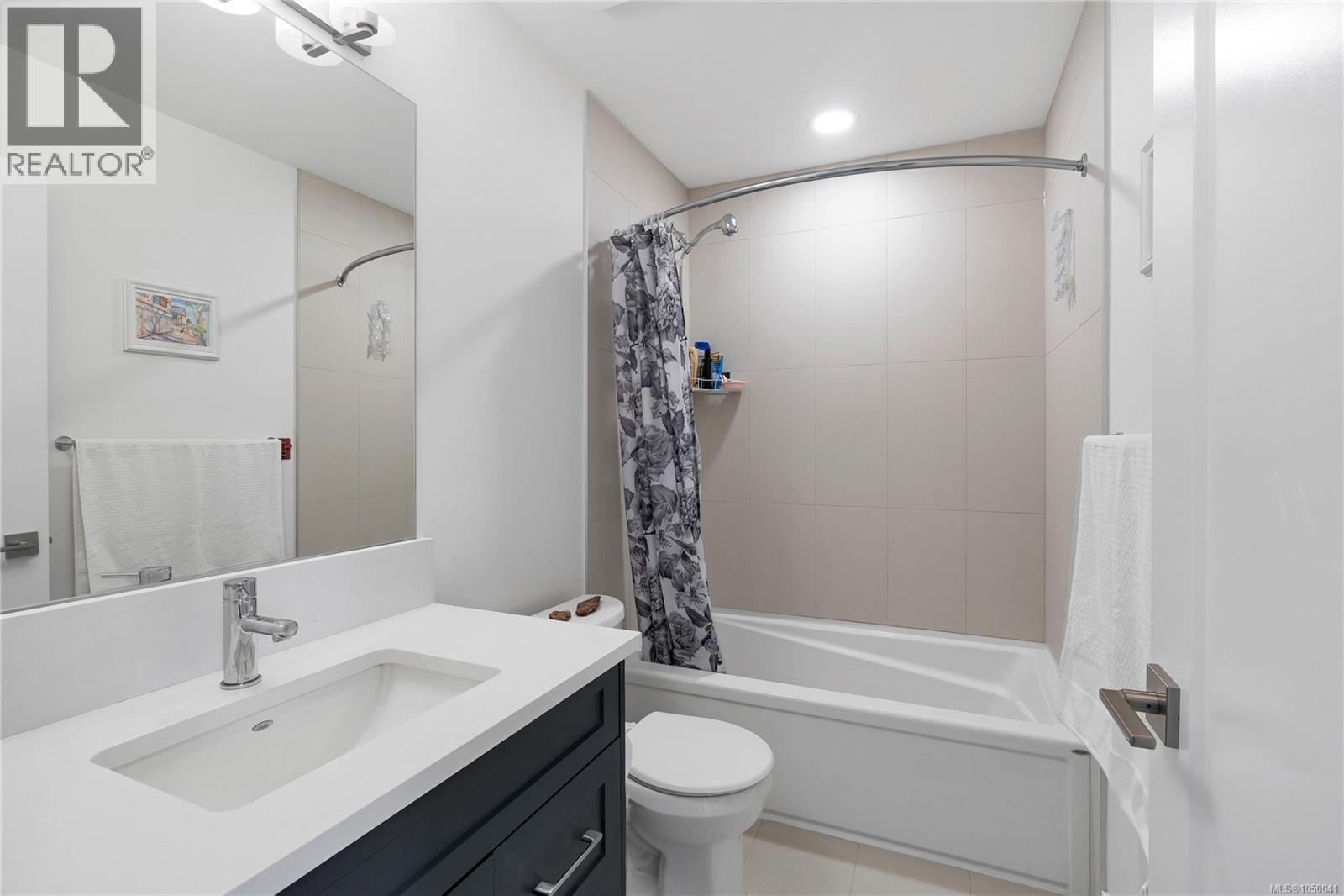 3419 Ryder Hesjedal Way - Image 40