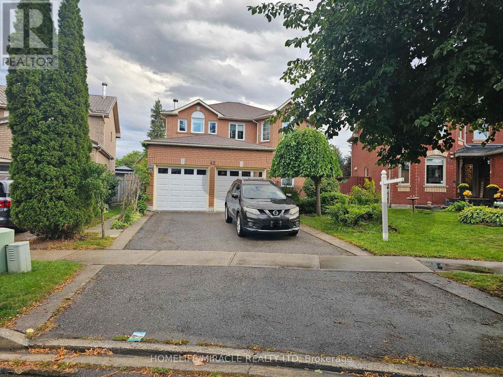 42 PORTEOUS CIRCLE - 1