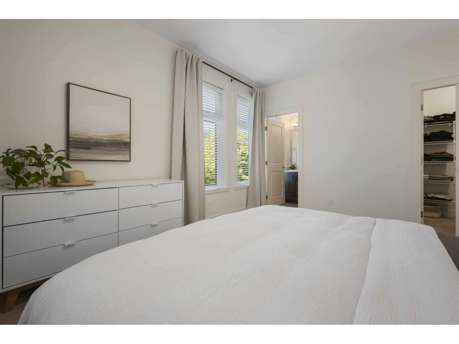 204 45389 CHEHALIS DRIVE, Garrison Crossing, Chilliwack