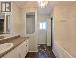 1042 Maple Drive, Quesnel, BC V2J5M2 Photo 11