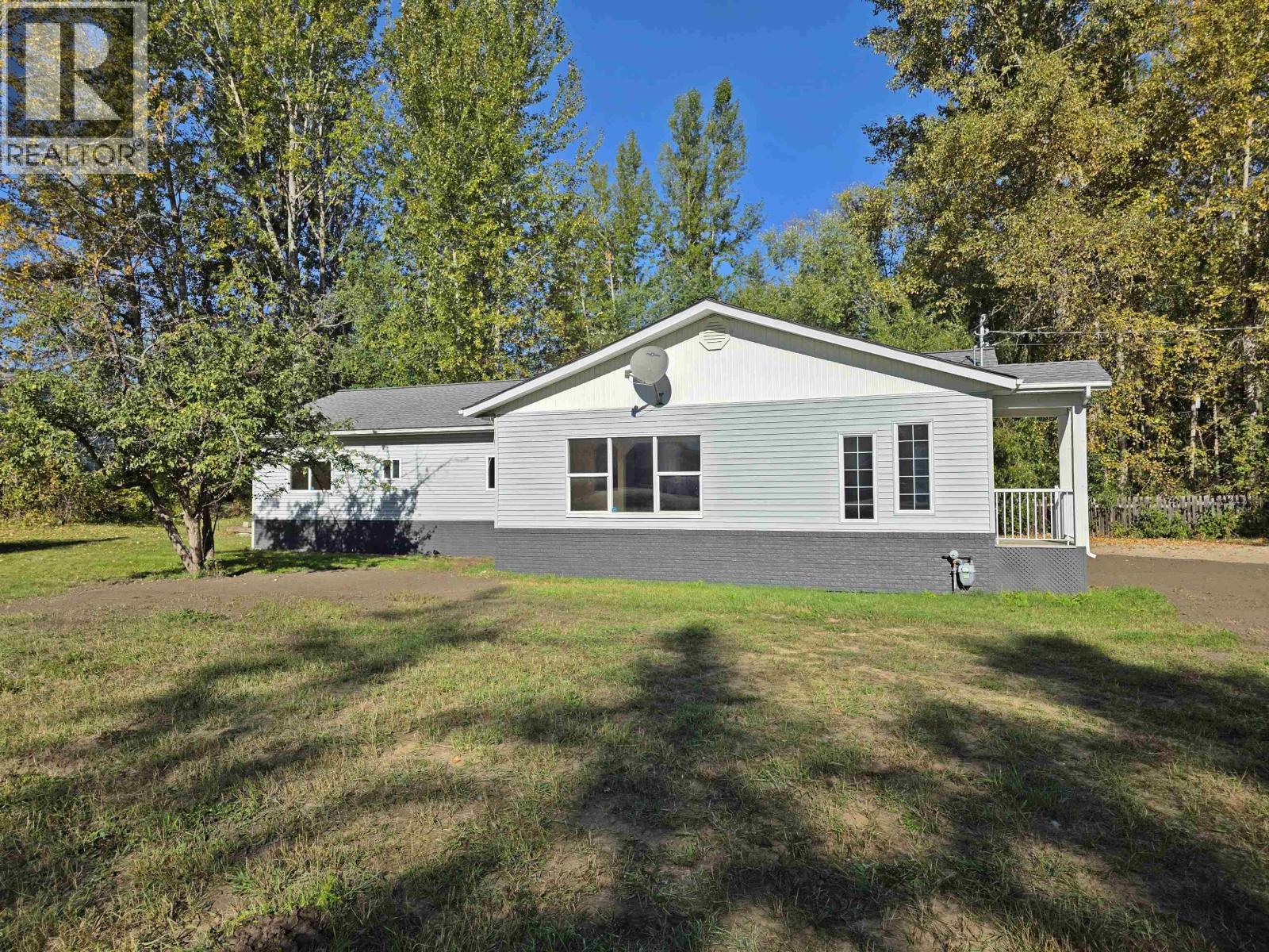 1042 MAPLE DRIVE - Image 18