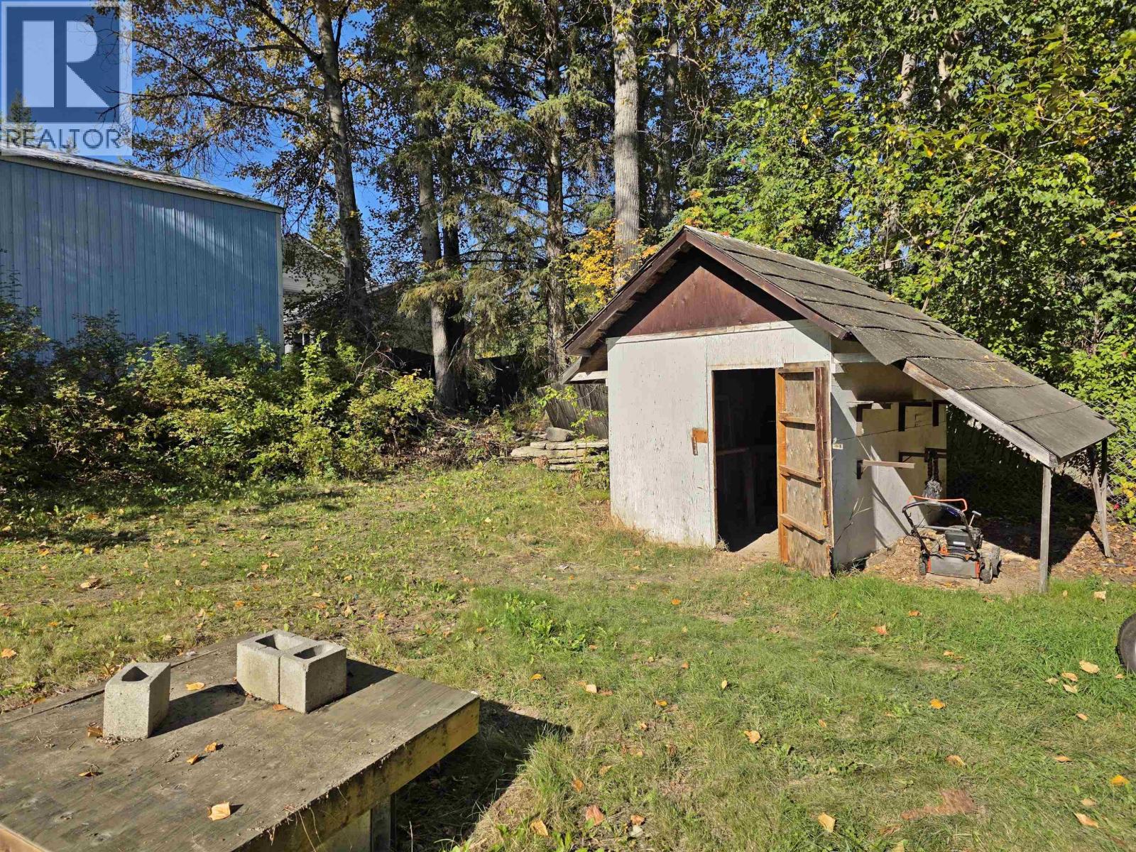 1042 MAPLE DRIVE - Image 20