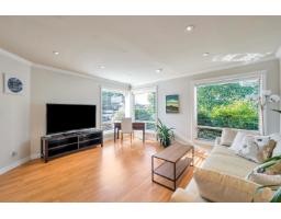 21556 86a Crescent, Langley, BC V1M2E3 Photo 6