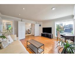 21556 86a Crescent, Langley, BC V1M2E3 Photo 7