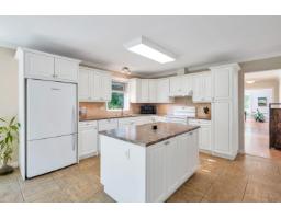 21556 86a Crescent, Langley, BC V1M2E3 Photo 17