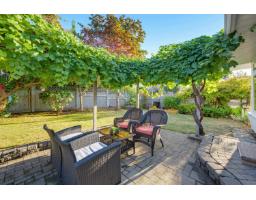 21556 86a Crescent, Langley, BC V1M2E3 Photo 34