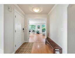 21556 86a Crescent, Langley, BC V1M2E3 Photo 11