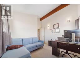 212 Cottageclub Crescent, Rural Rocky View County, AB T2K1B3 Photo 21