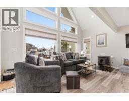212 Cottageclub Crescent, Rural Rocky View County, AB T2K1B3 Photo 27