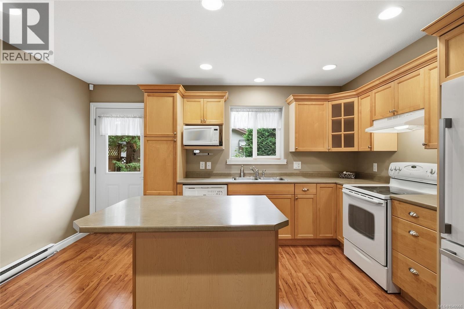 1863 White Blossom Way - Image 15