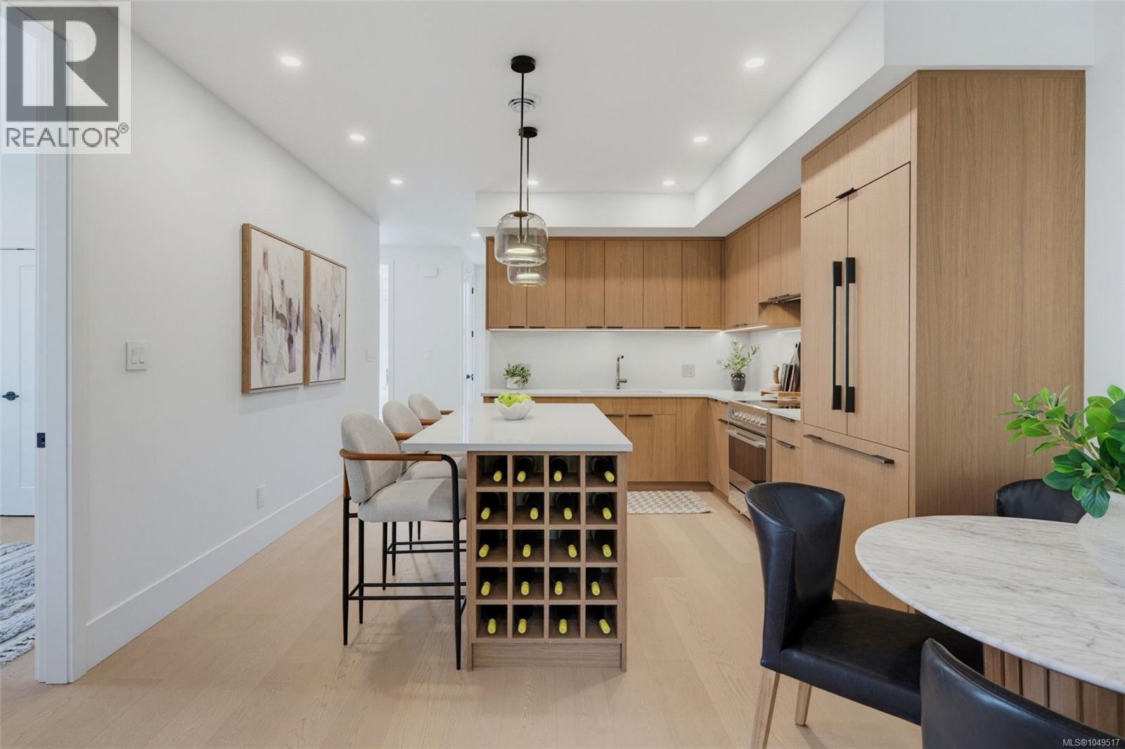 2 1434 Brooke Street, Victoria