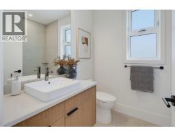 2 1434 Brooke St, Victoria, BC V8S1M3 Photo 31