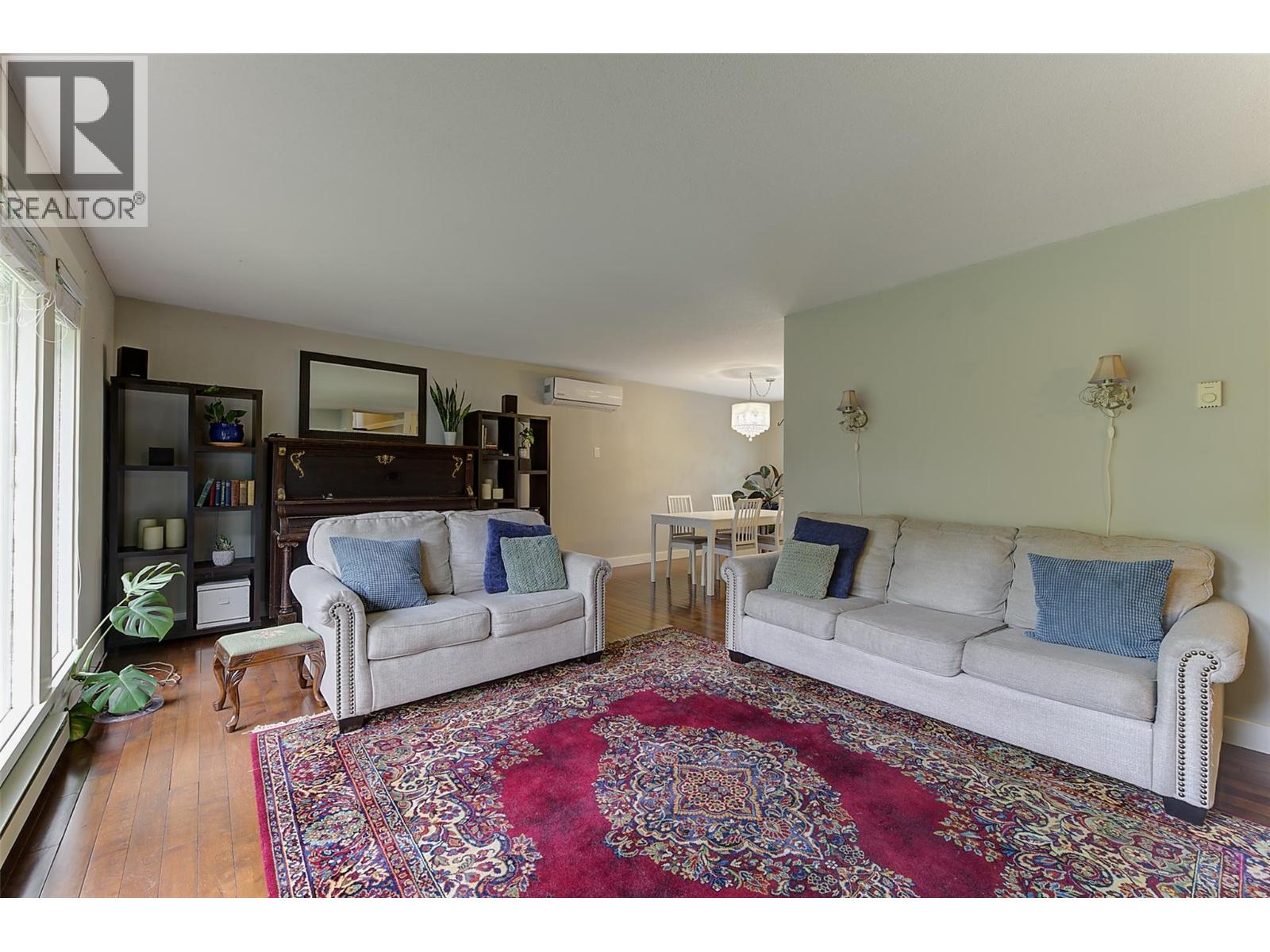  1859-1861 Mountain Avenue, Kelowna