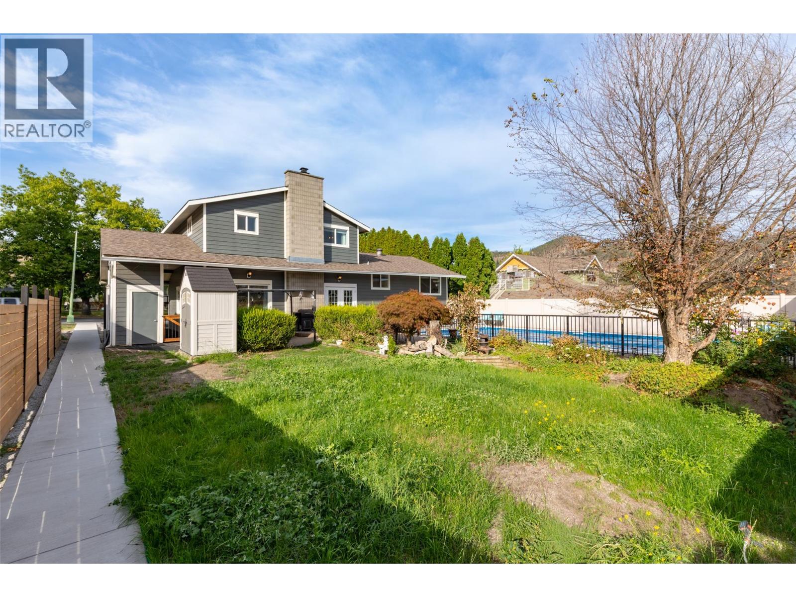  1859-1861 Mountain Avenue, Kelowna