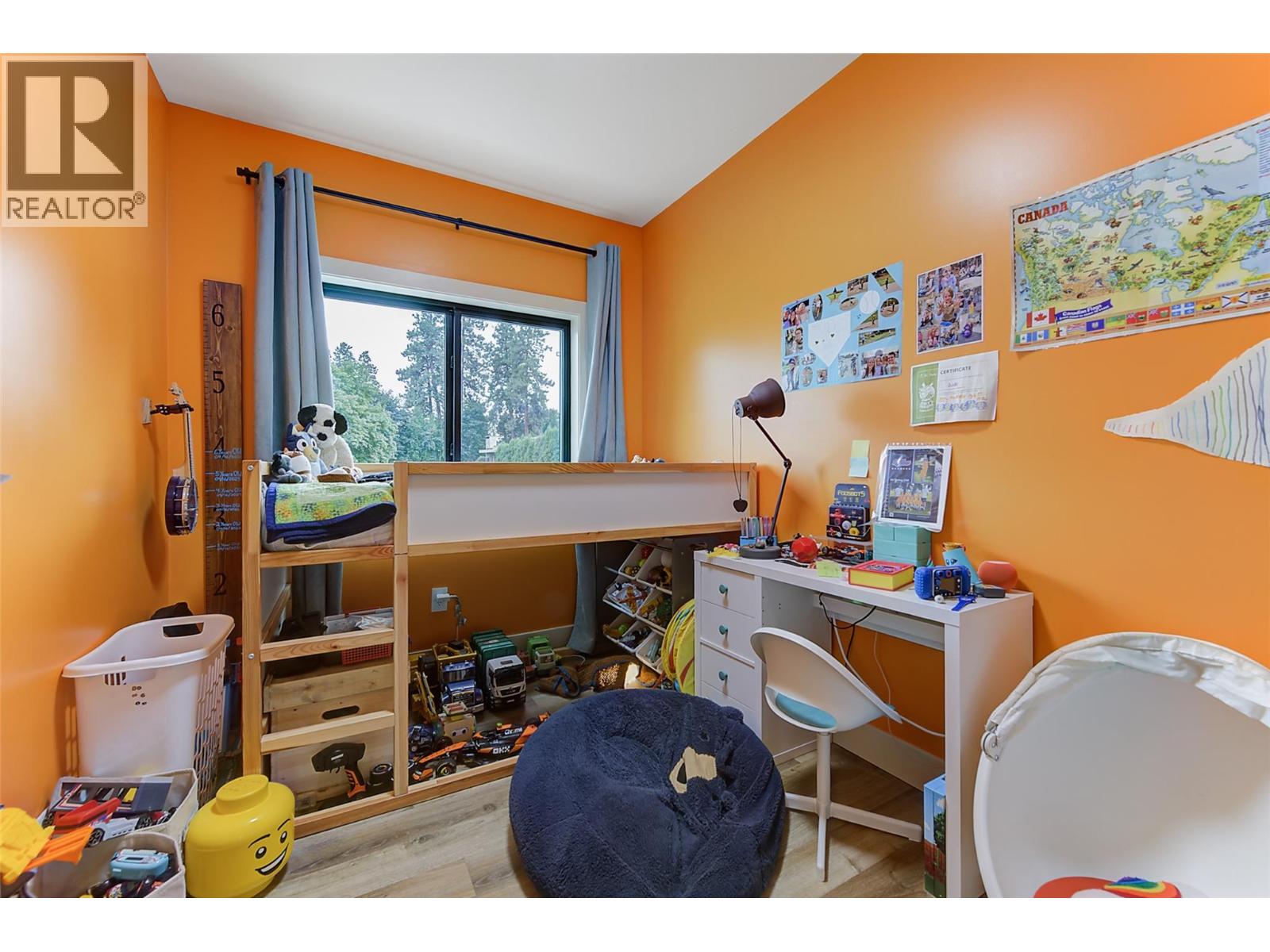  1859-1861 Mountain Avenue, Kelowna