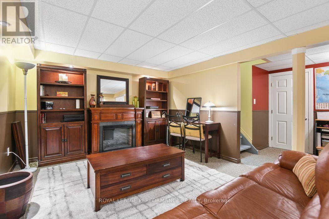 4 Winchester Drive