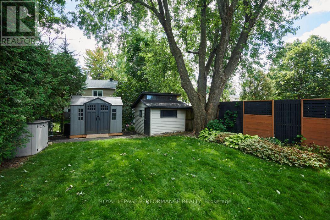 4 Winchester Drive