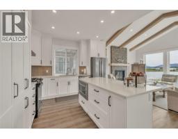 4pc Ensuite bath - 2450 Radio Tower Road Unit# 165, Oliver, BC V0H1T1 Photo 8