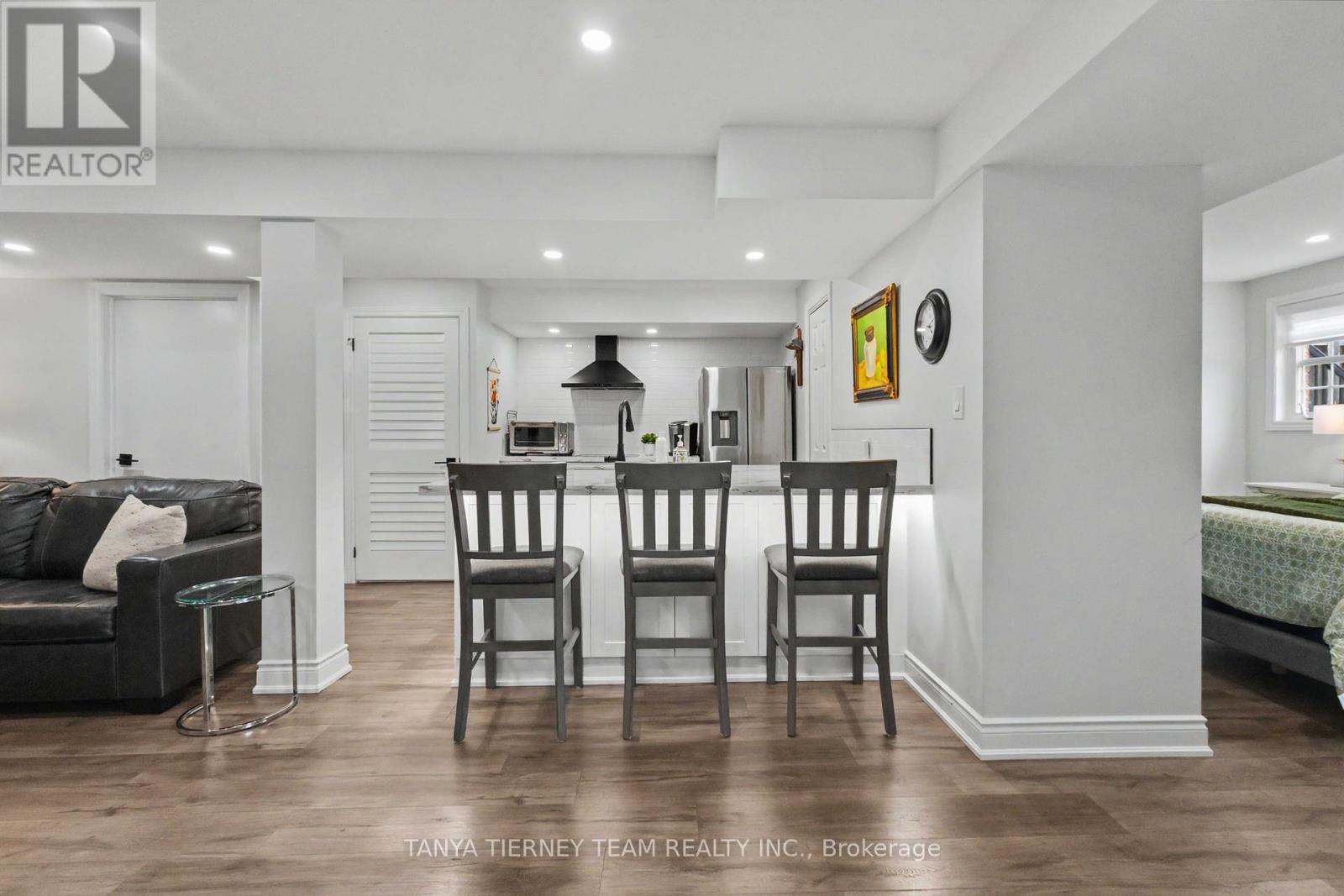 96 Mildenhall Place, Whitby, ON photo 34