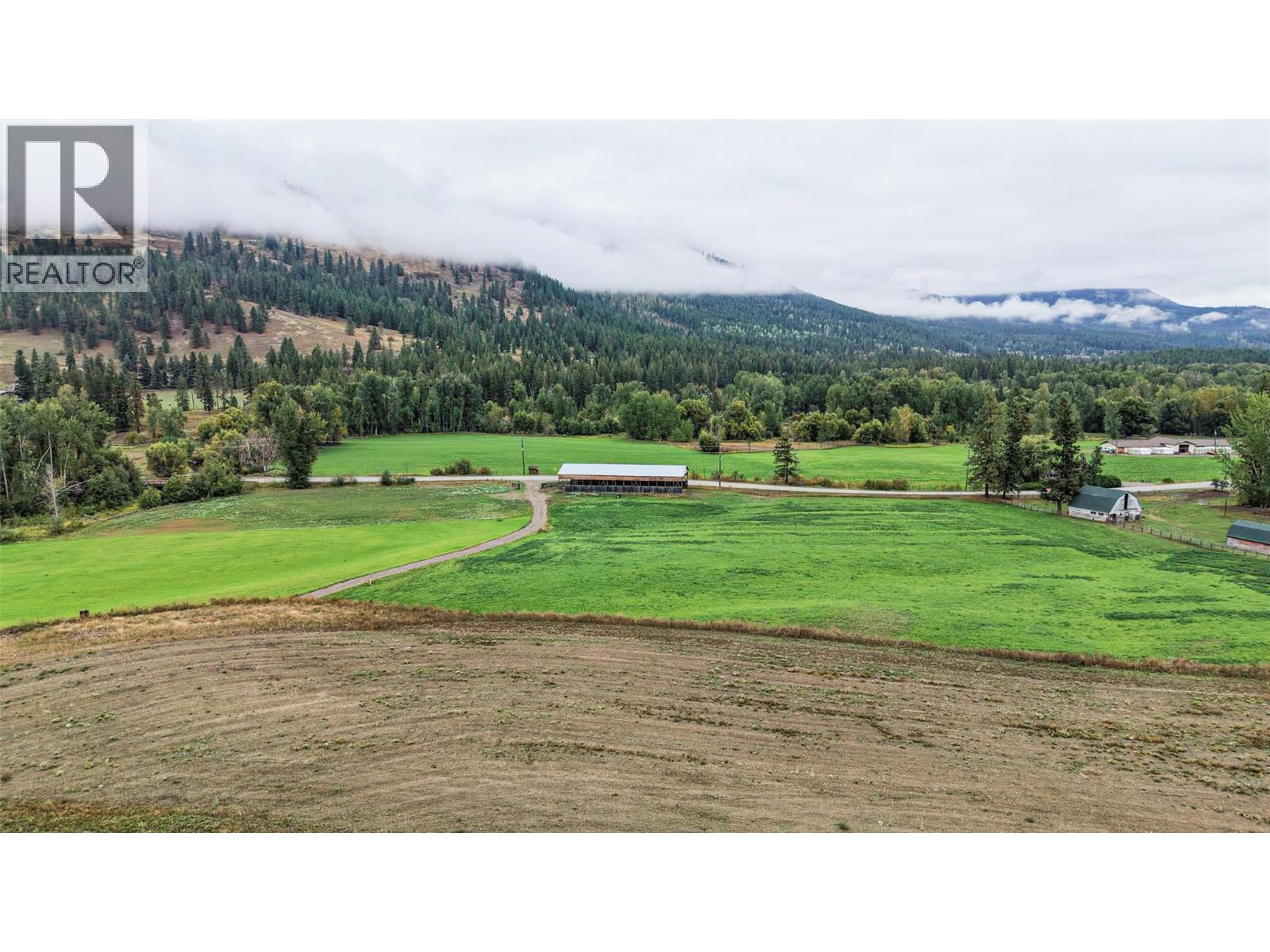 687 Mabel Lake Road, Lumby